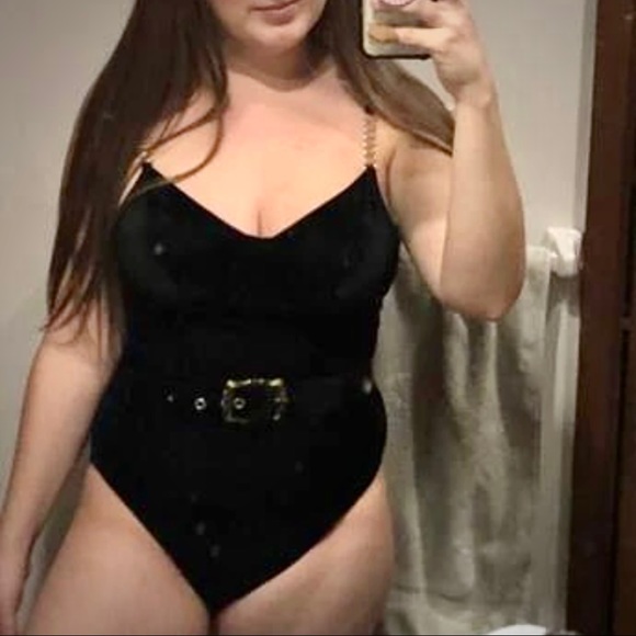 🖤Black Corduroy Belted One-piece Swimsuit🖤 - Picture 14 of 16